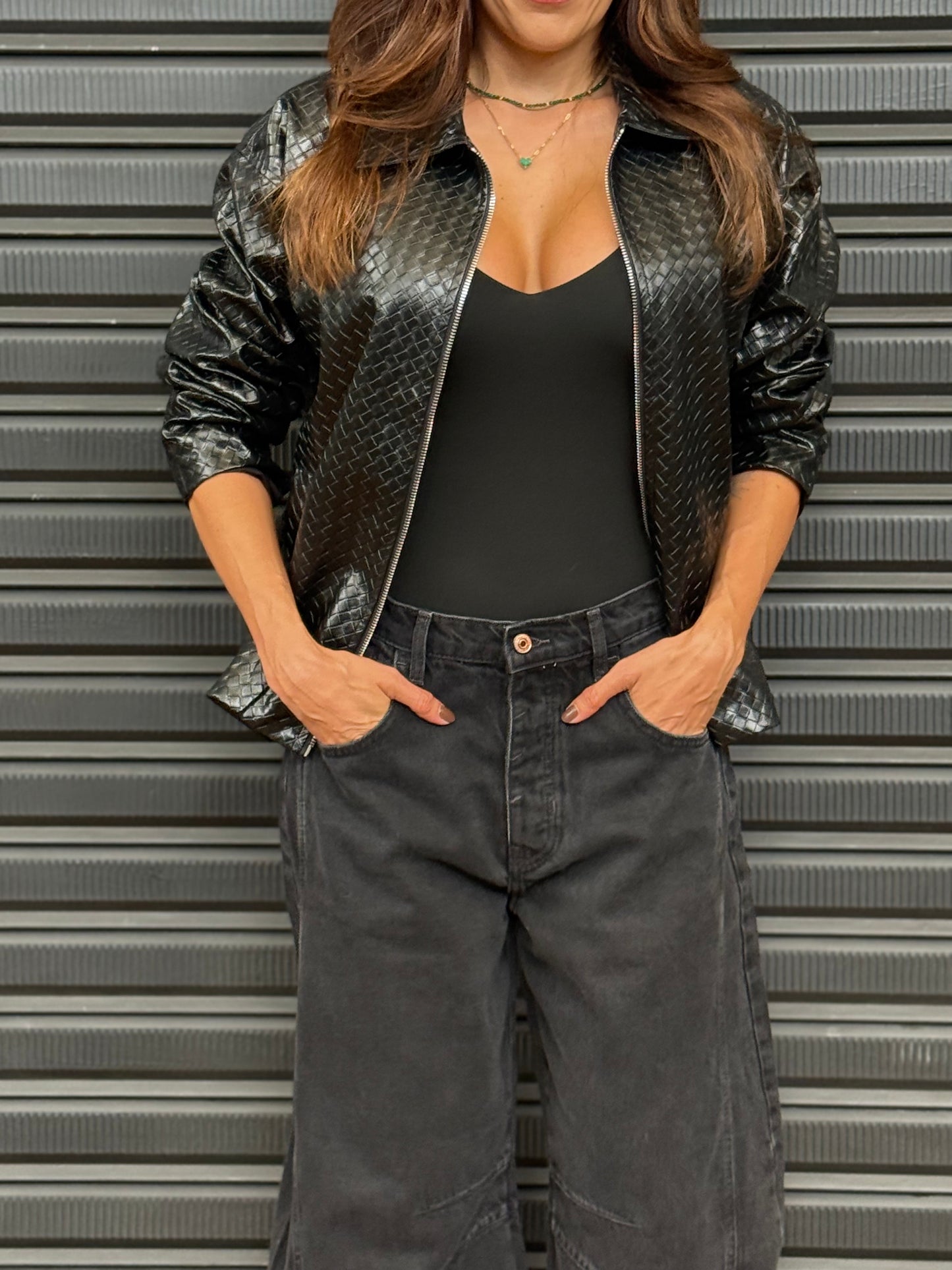 Chaqueta textura negra